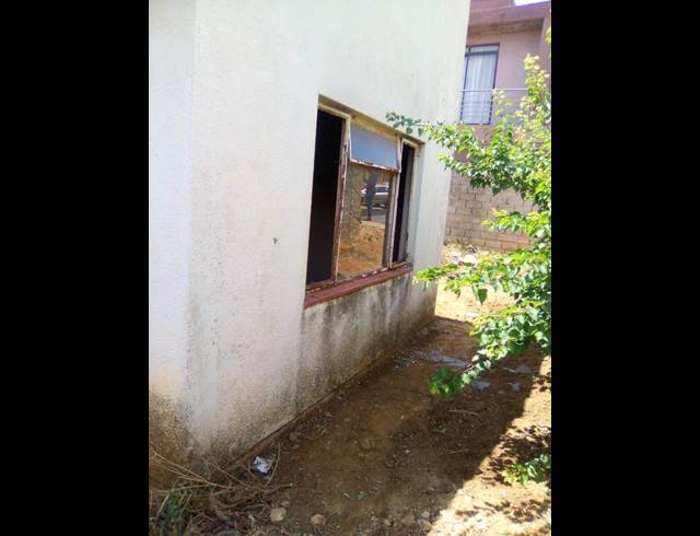 2 BEDROOM HOUSE FOR SALE IN DOBSONVILLE